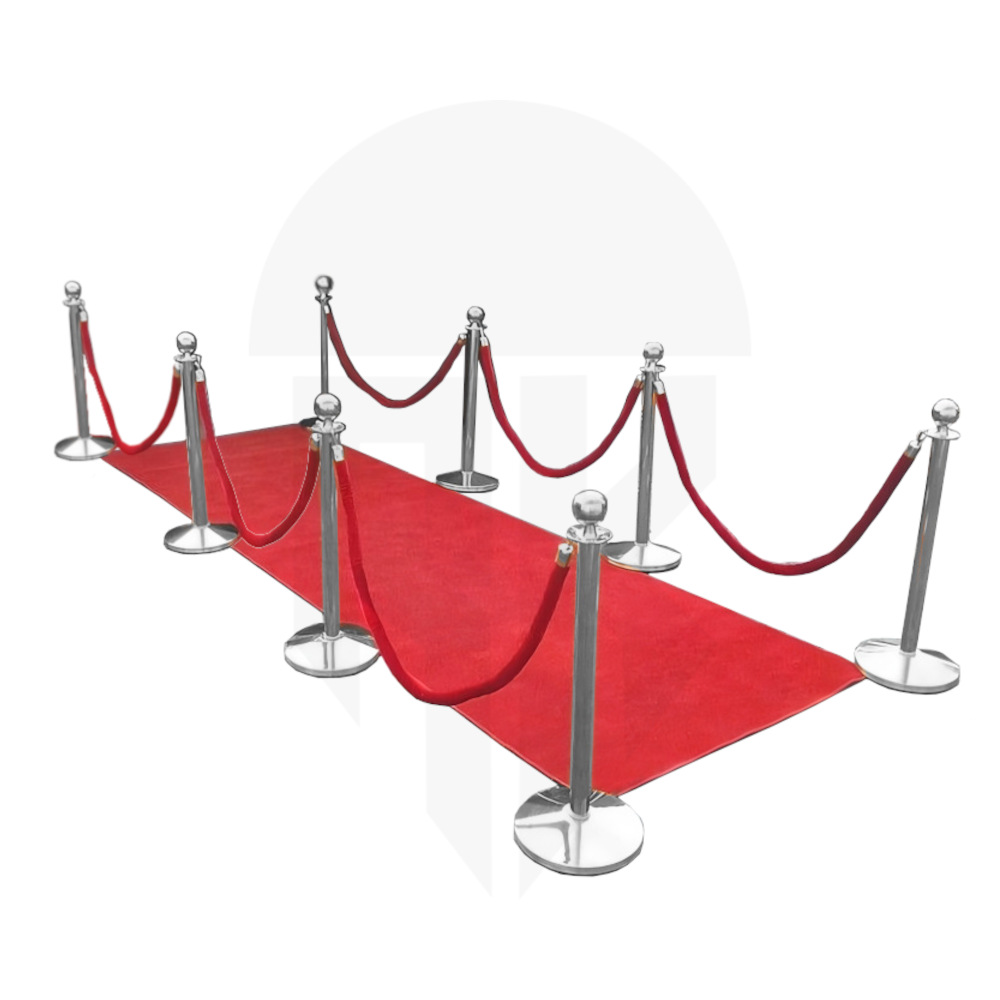 Rode loper met 8 afzetpaaltjes